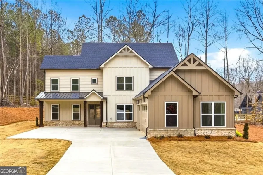 730 Primrose Ln Residential Home